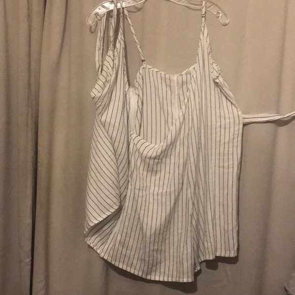 NWT Roxy Romper M - Picture 5 of 7